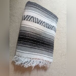 Woven Striped Throw Blanket in Gray & White
